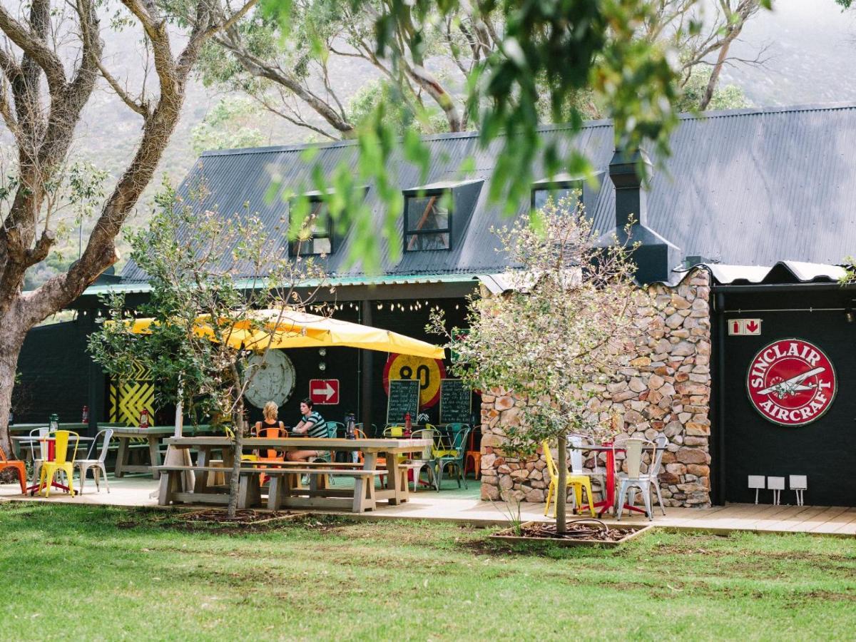 Pitstop Lodge Gordonʼs Bay Exteriör bild